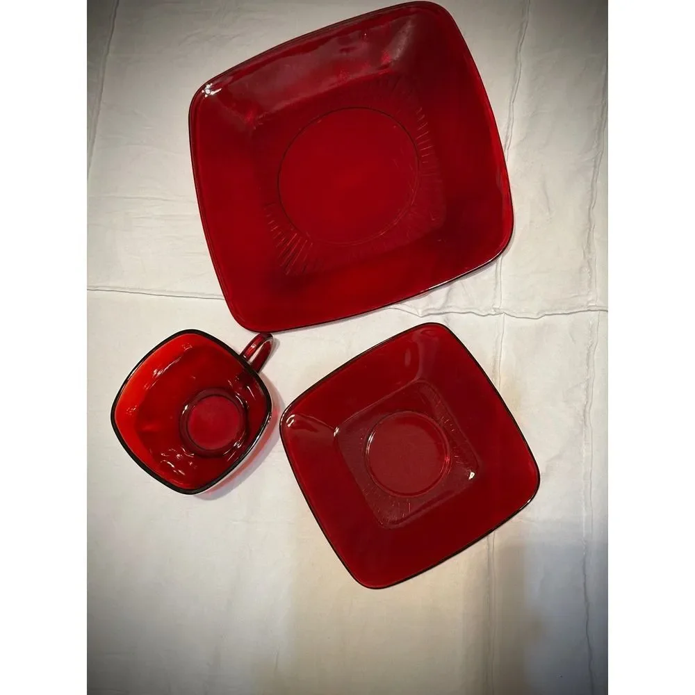 Vintage Anchor Hocking Royal Ruby Charm 4 place Set Square LIKE NEW 50's-60's